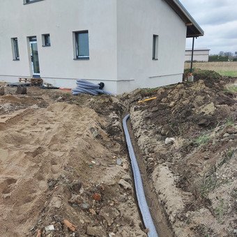 Inžineriniai tinklai prie namo